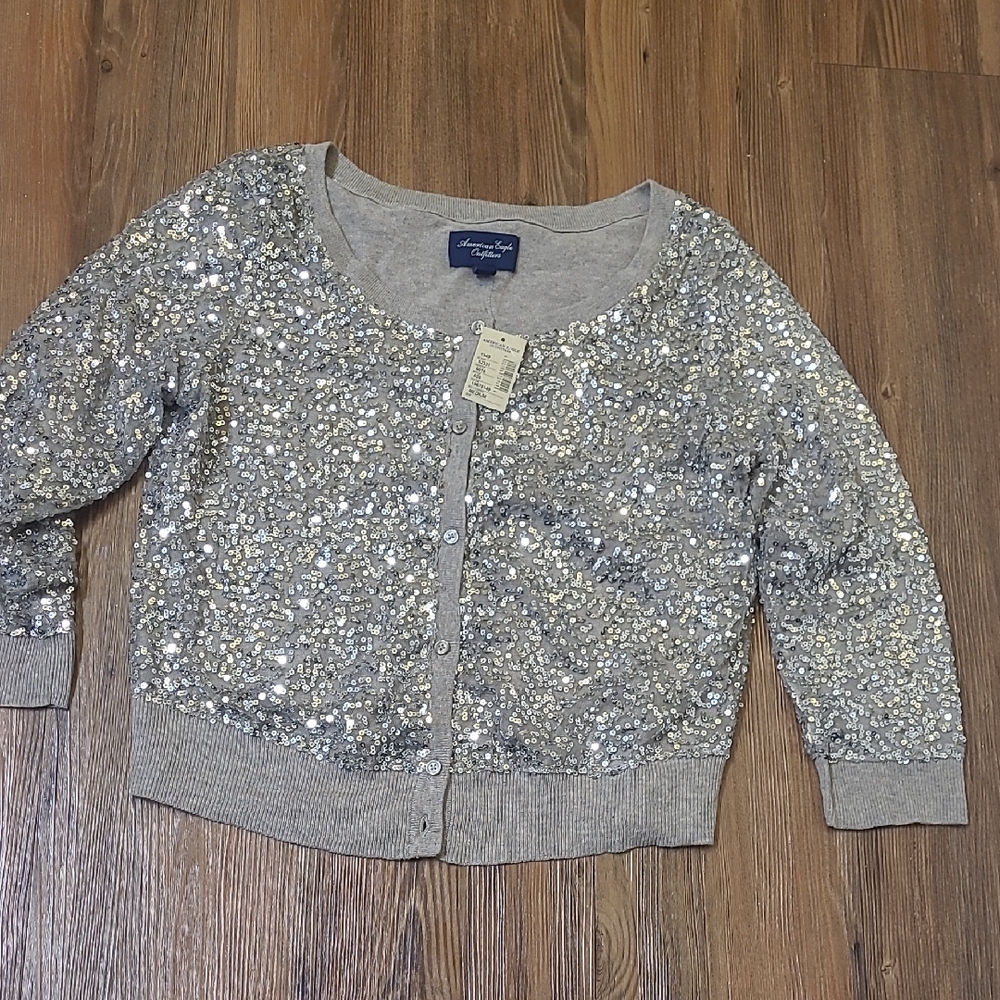 American Eagle Outfitters Silver Sequin Sweater for women zise m